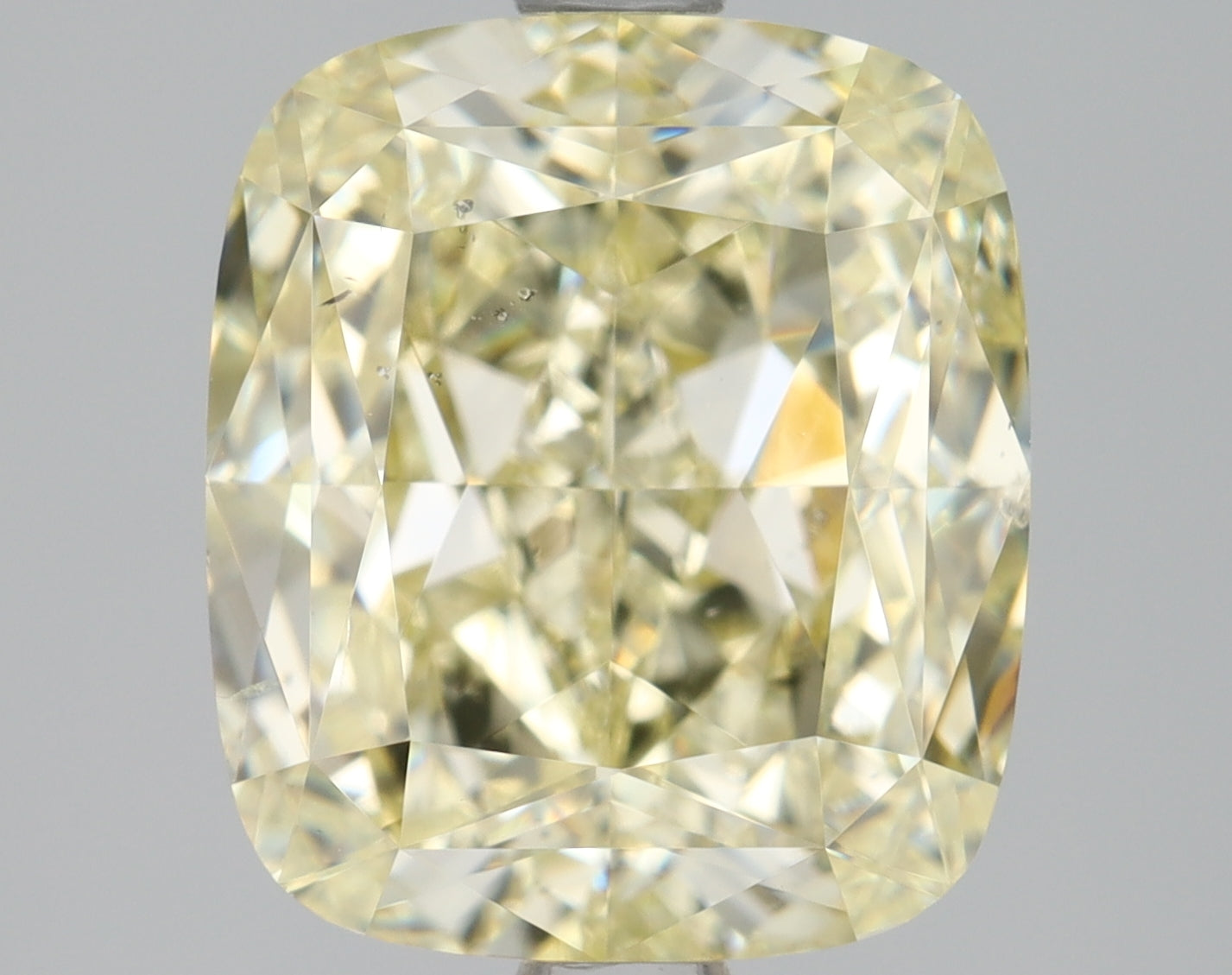 Cushion 3.2 Ct. FY SI1 - EX EX EX