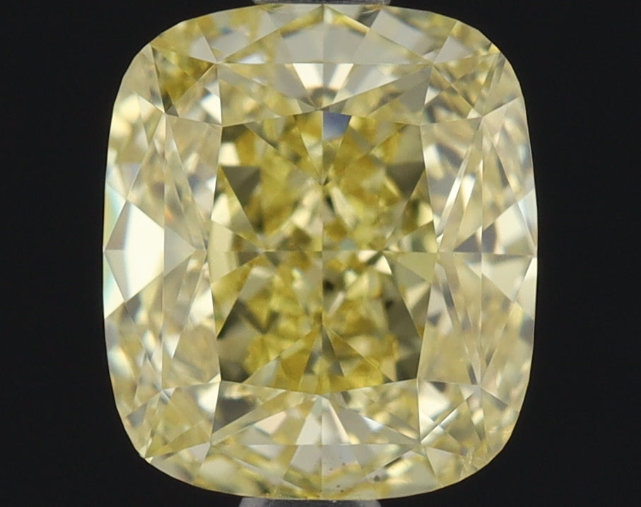 Cushion 1.3 Ct. FIY VS2 -  VG VG