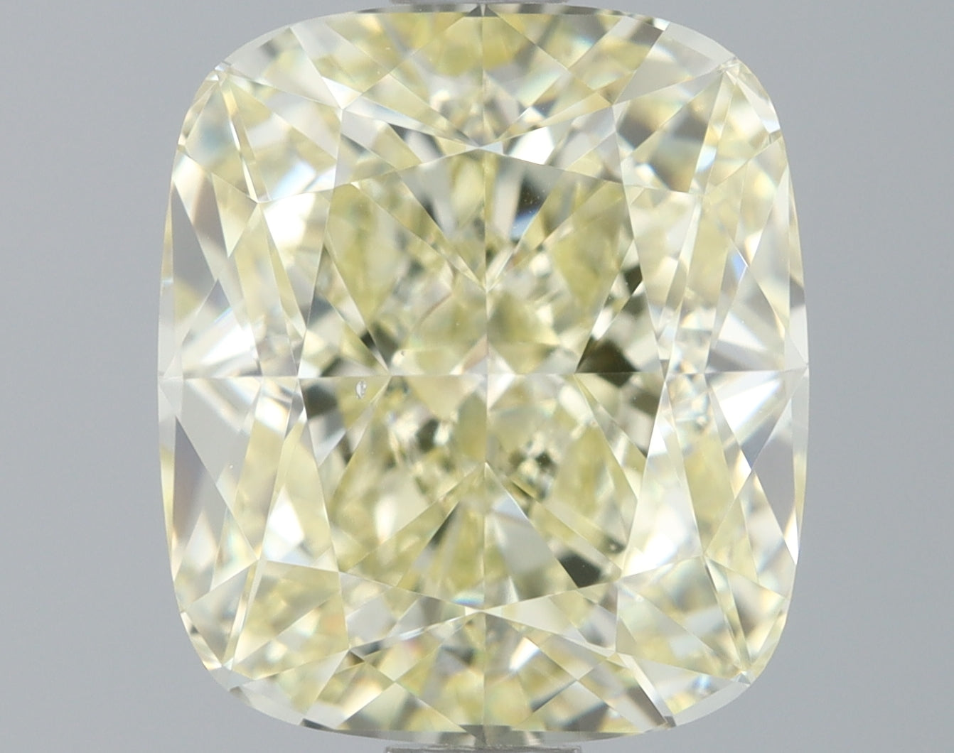 Cushion 2.06 Ct. FY VS2 - EX EX EX