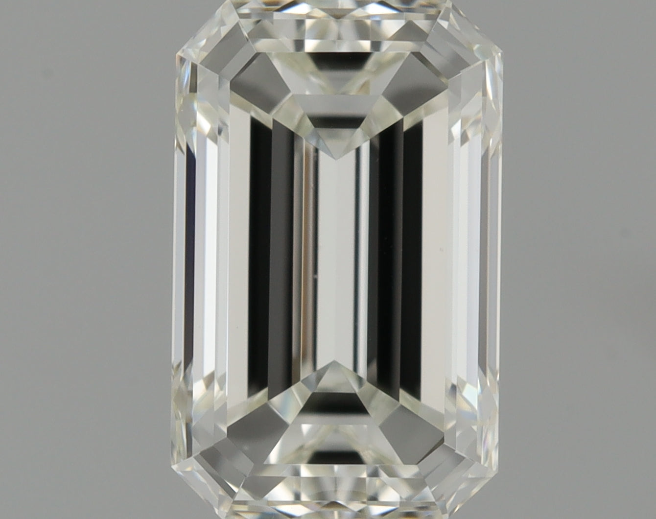 Emerald 0.81 Ct. I VVS2 -  VG VG