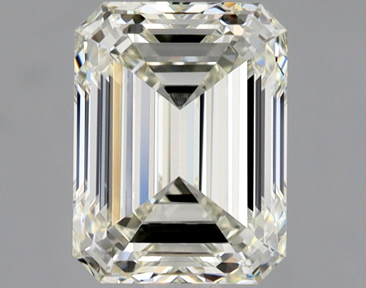 Emerald 1.7 Ct. K VVS2 -  EX EX