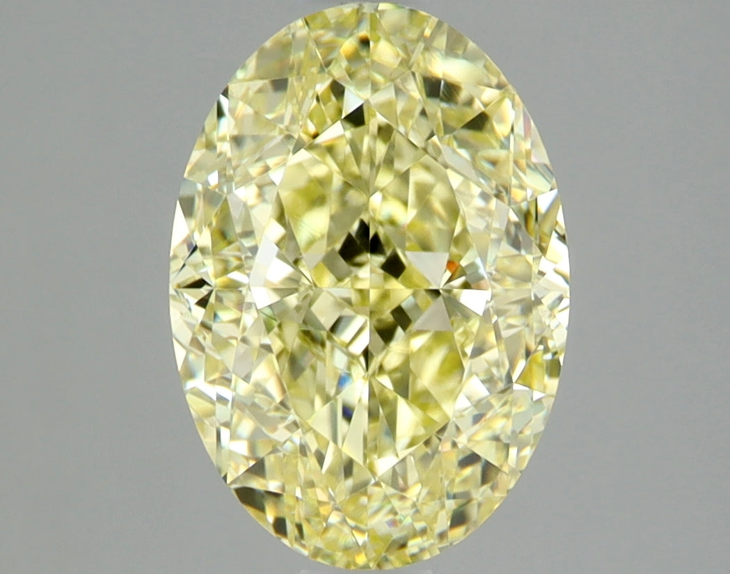 Oval 2.01 Ct. FLY VVS1 -  VG VG