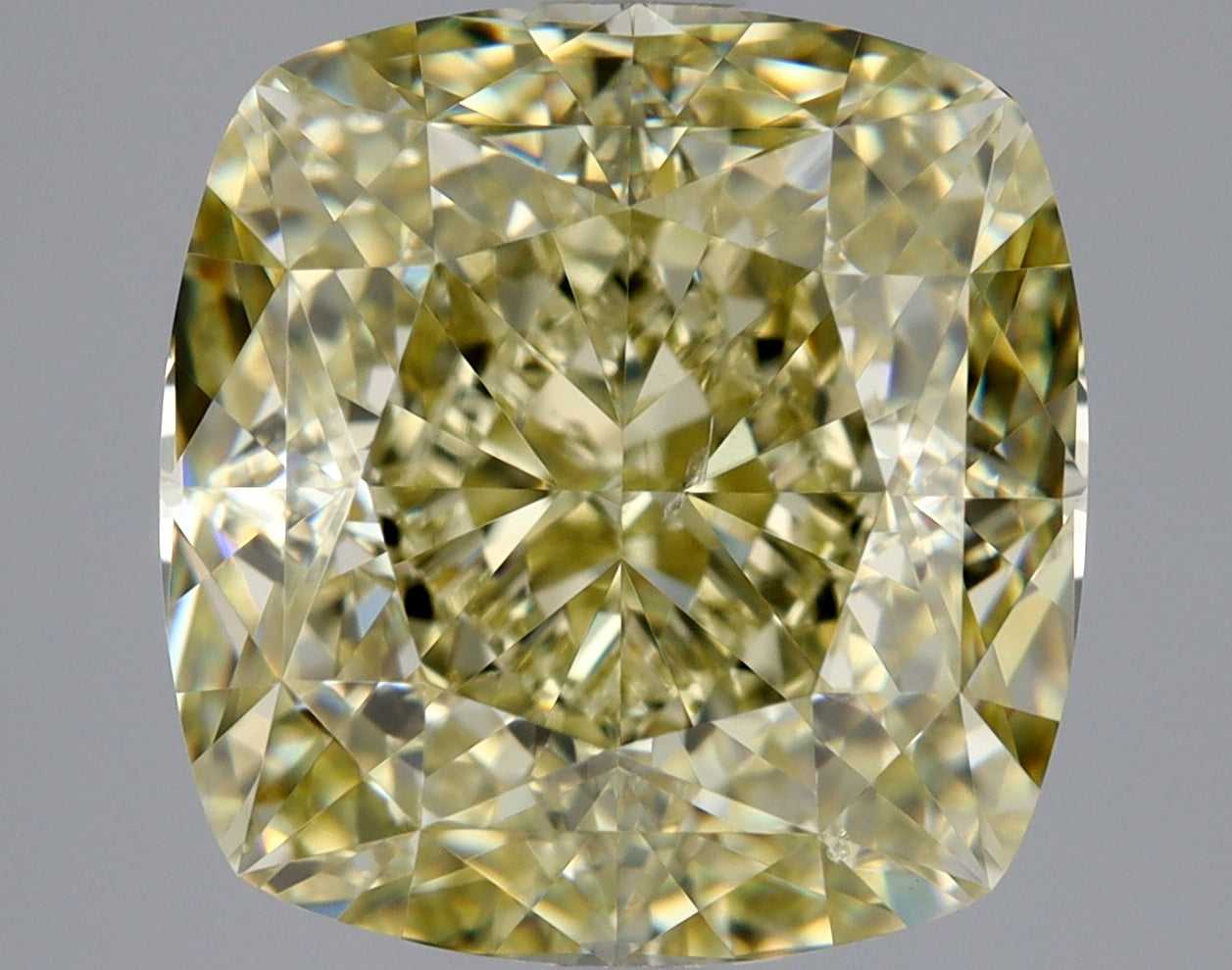 Cushion 4.55 Ct. FBGY SI1 -  VG VG