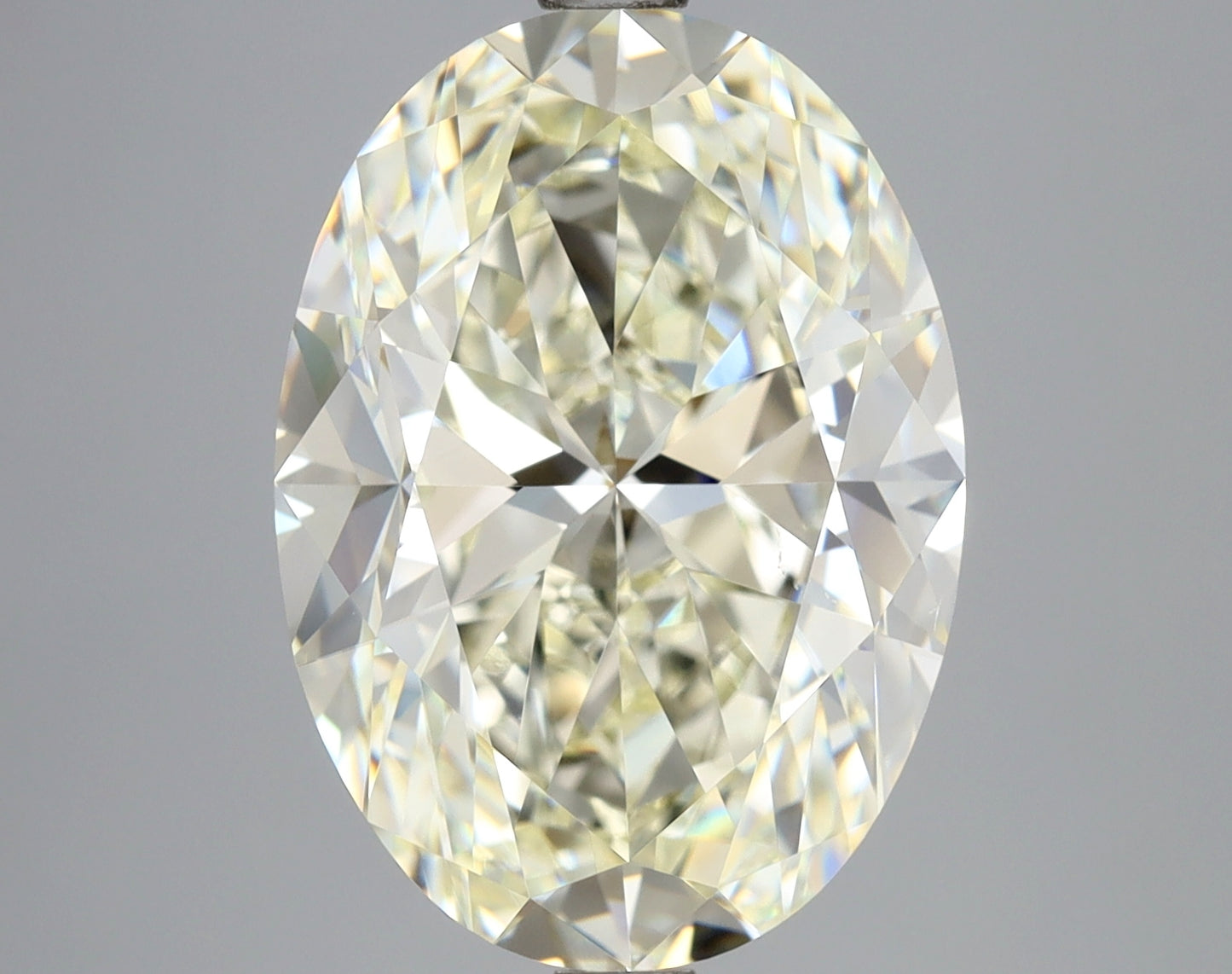 Oval 5.01 Ct. L VS2 -  VG VG