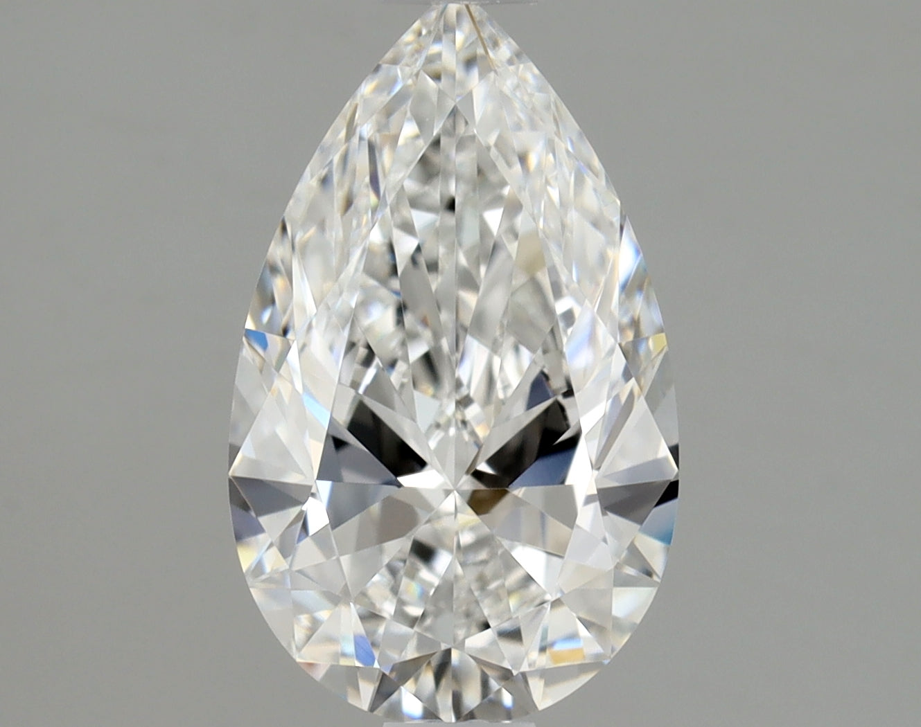 Pear 1 Ct. E VVS1 -  EX EX